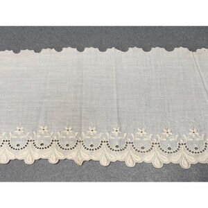 Vintage 5.5" x 60" Cream Lace Trim with Floral Embroidery & Scalloped Edge